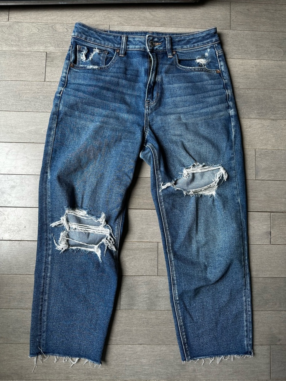 Women’s American Eagle Blue Denim Distressed Stretch Jeans 8 Extra Short Pants